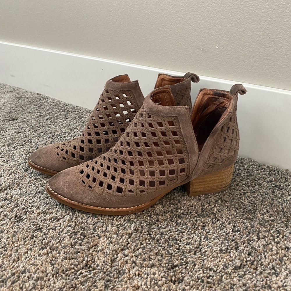 Jeffrey Campbell booties